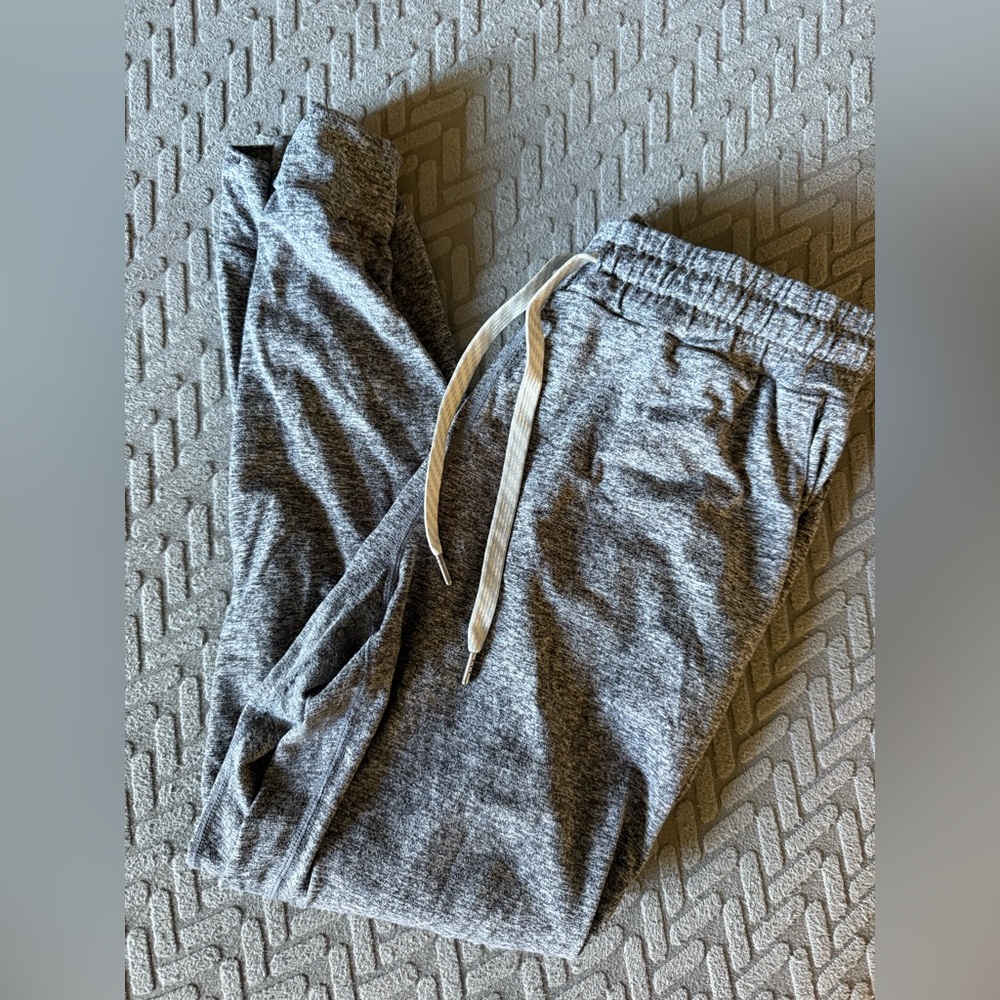 Vuori W Heather Gray Joggers
